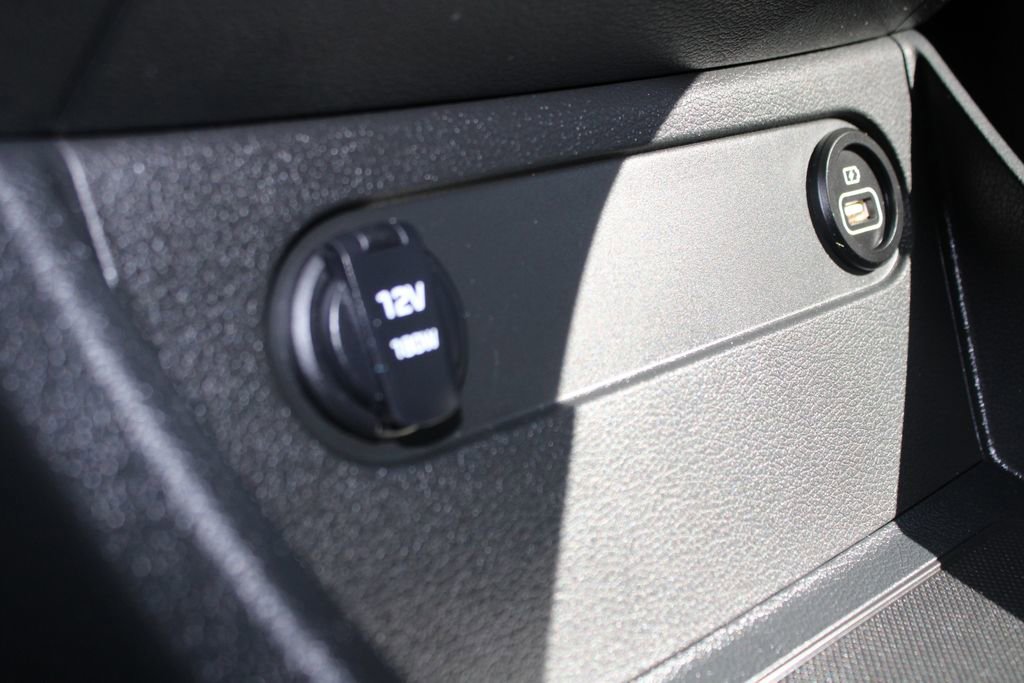 Used 2023 Hyundai Santa Fe Limited image 33