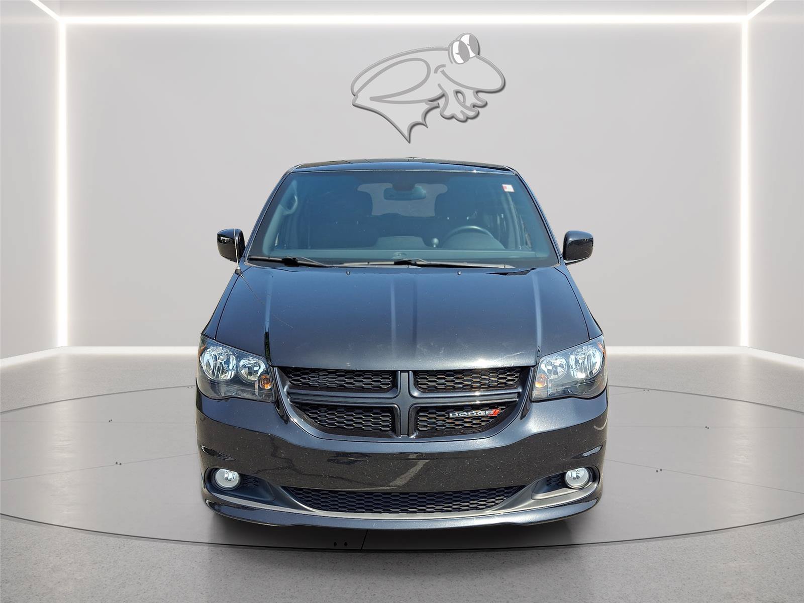 Used 2018 Dodge Grand Caravan SE FWD image 5