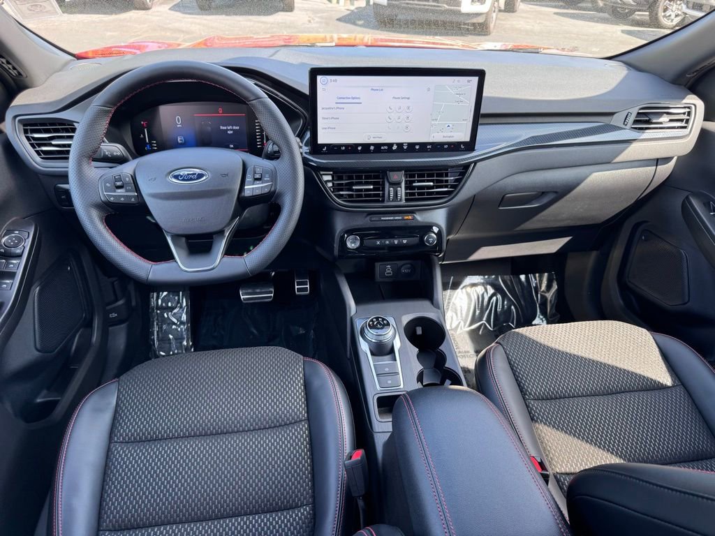 Used 2024 Ford Escape ST-Line w/ Tech Pack #1 AWD/4WD image 6