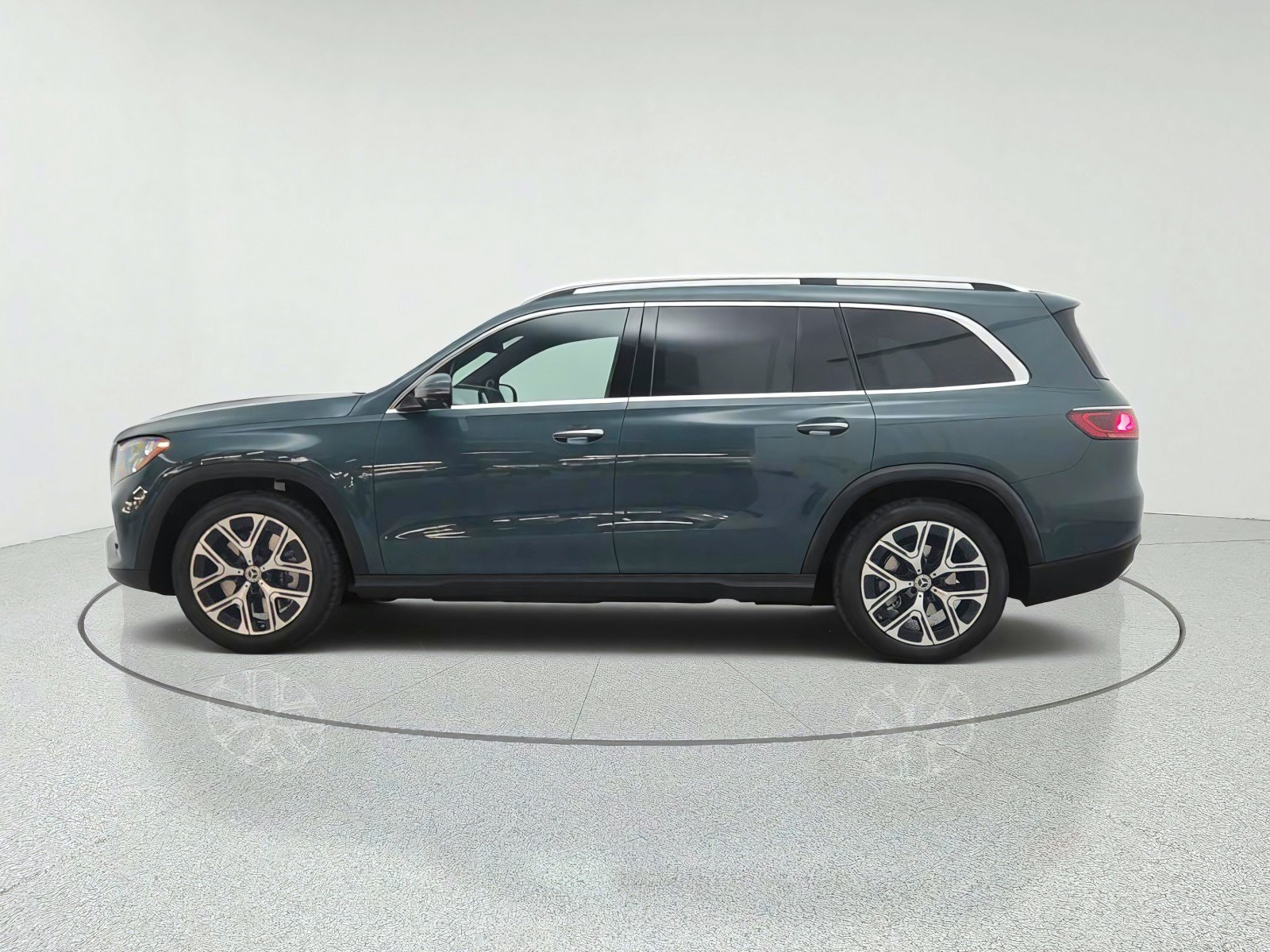 New 2027 Mercedes-Benz GLS 450 4MATIC image 8