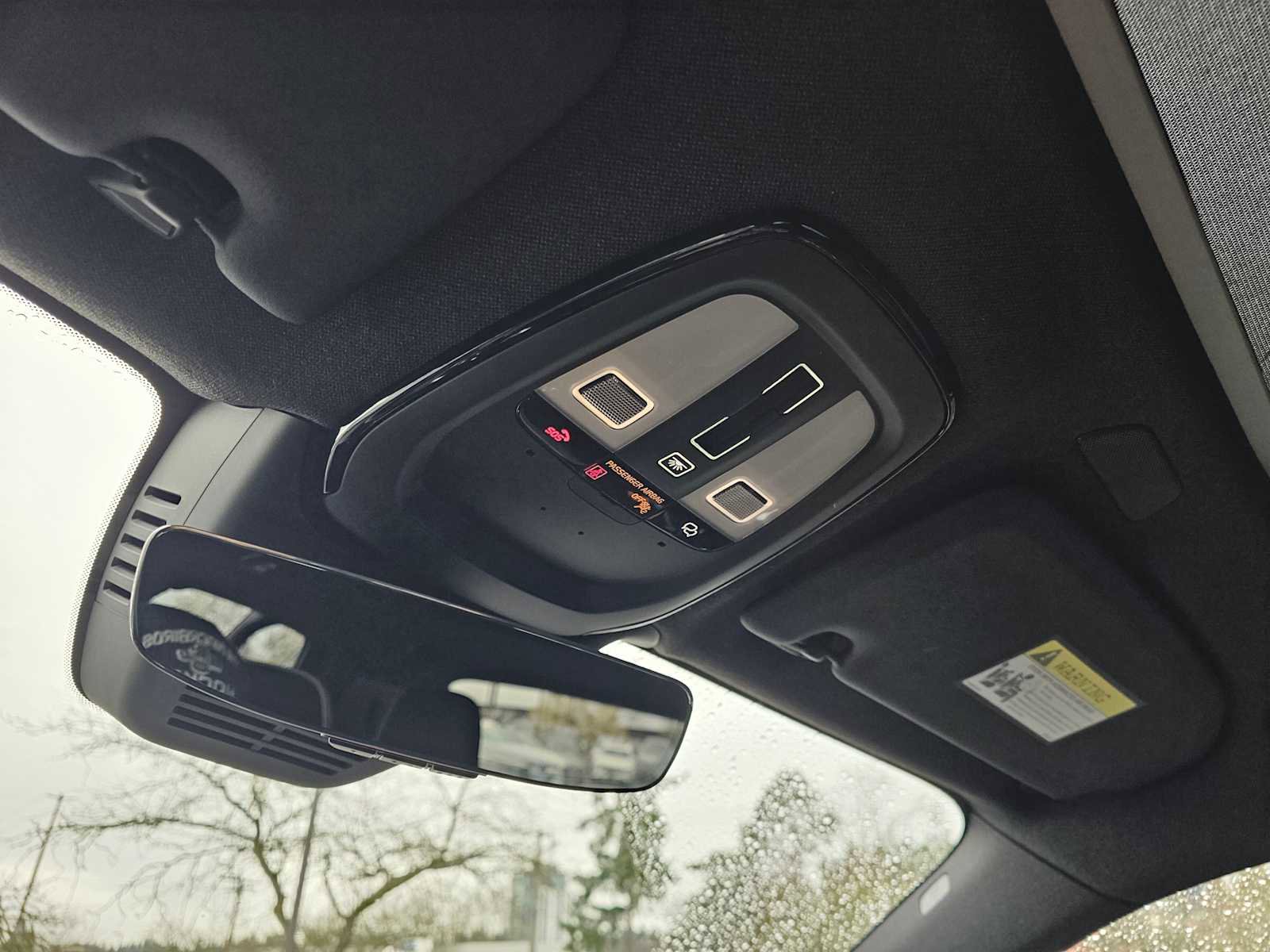 Certified 2023 Volvo XC40 Recharge Plus image 30