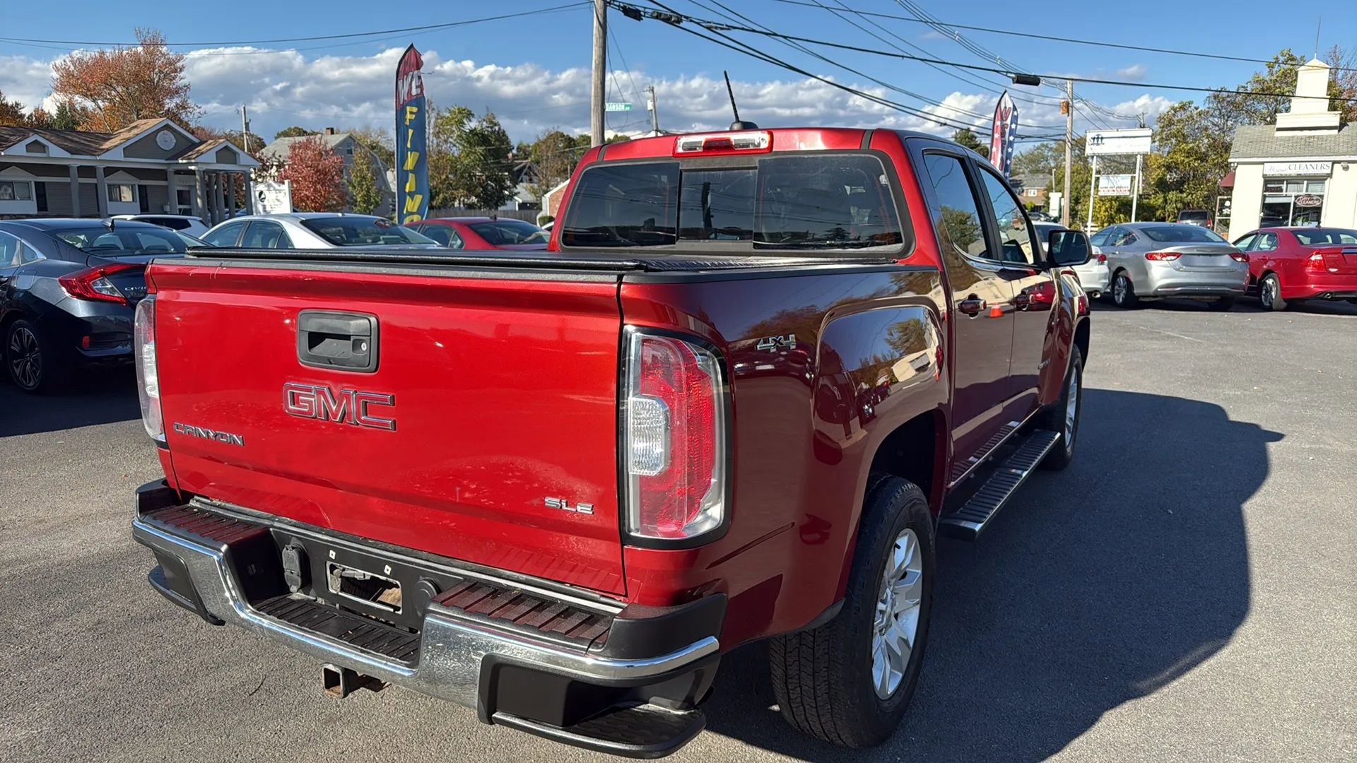 Used 2016 GMC Canyon SLE w/ SLE Convenience Package image 9
