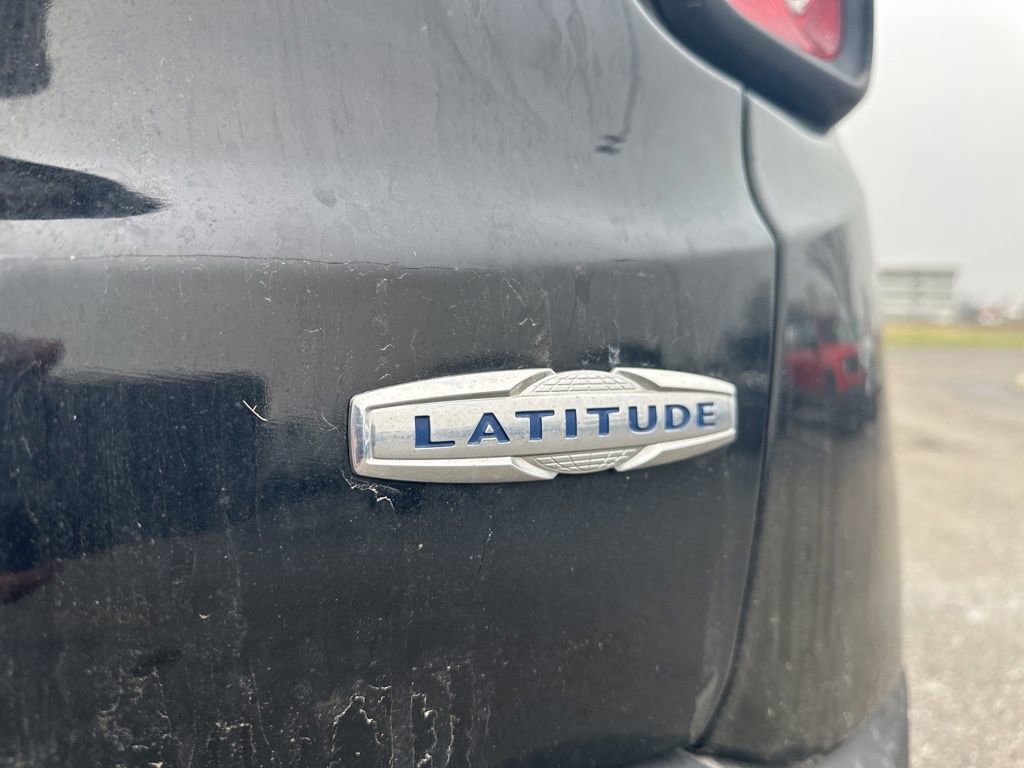 Used 2018 Jeep Renegade Latitude image 4