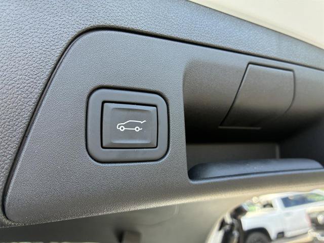 Used 2023 Buick Envision Preferred AWD/4WD image 16