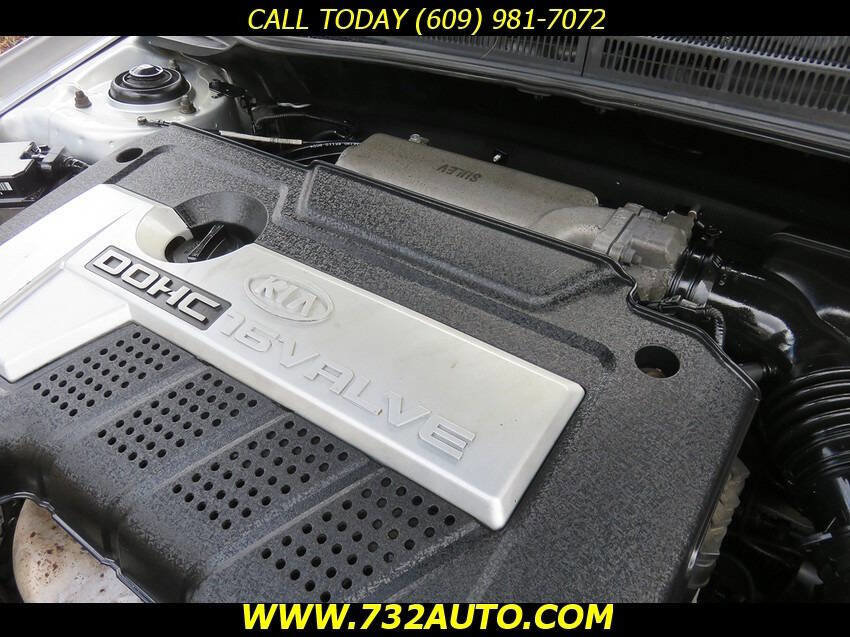 Used 2006 Kia Spectra EX image 16