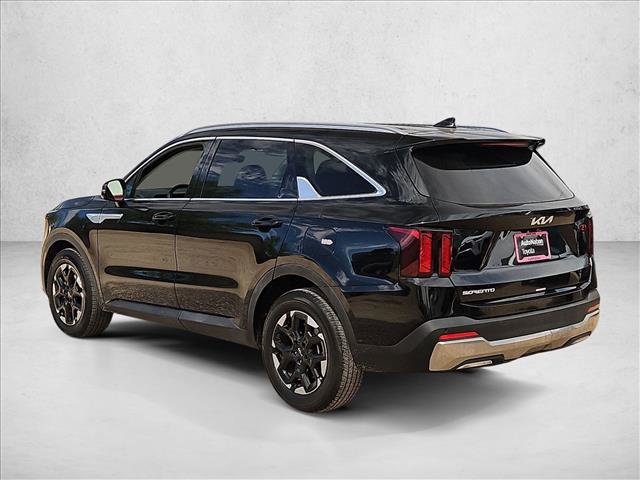 Used 2025 Kia Sorento S FWD image 8