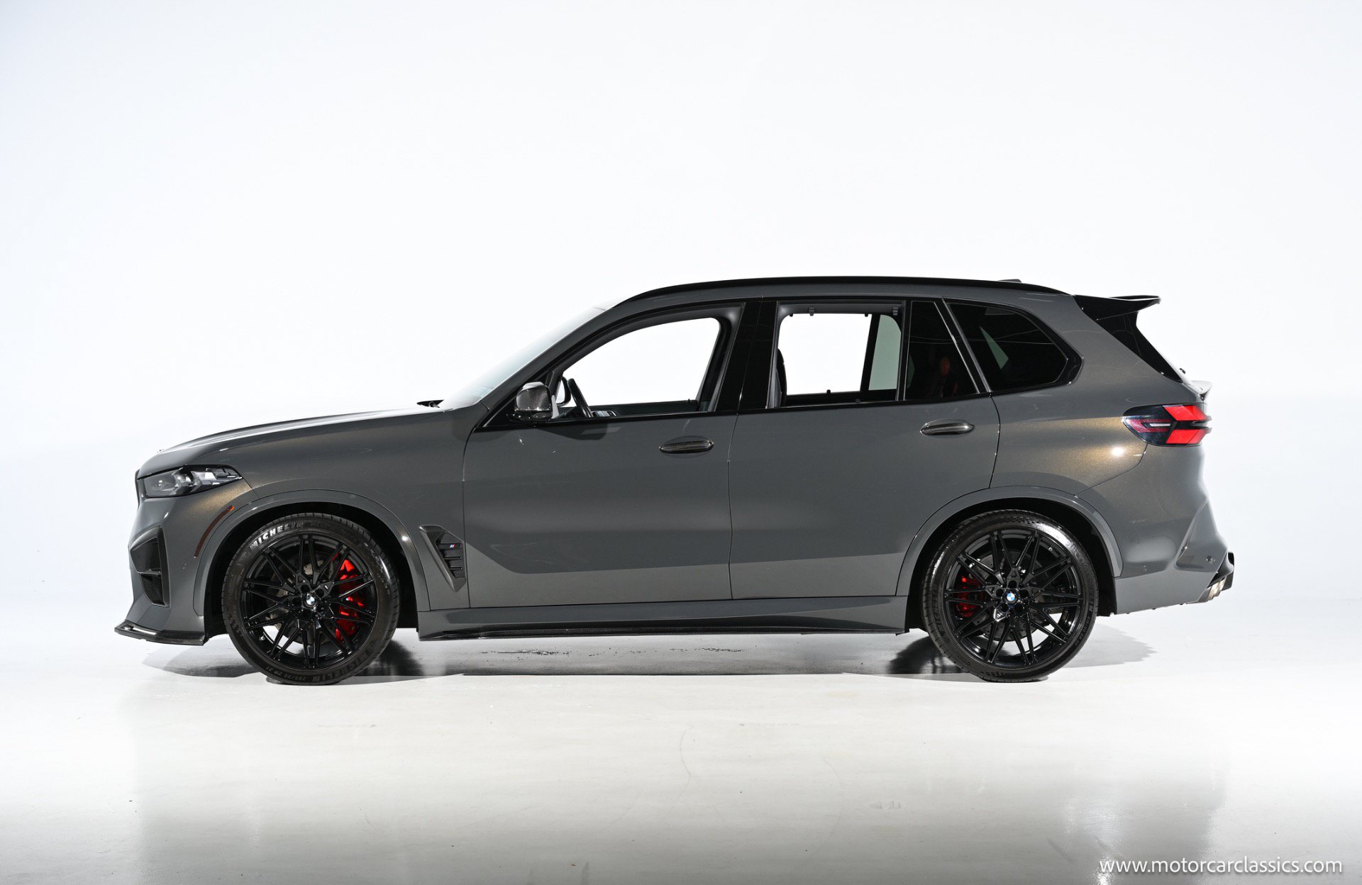 Used 2025 BMW X5 M Competition w/ Executive Package AWD/4WD image 9