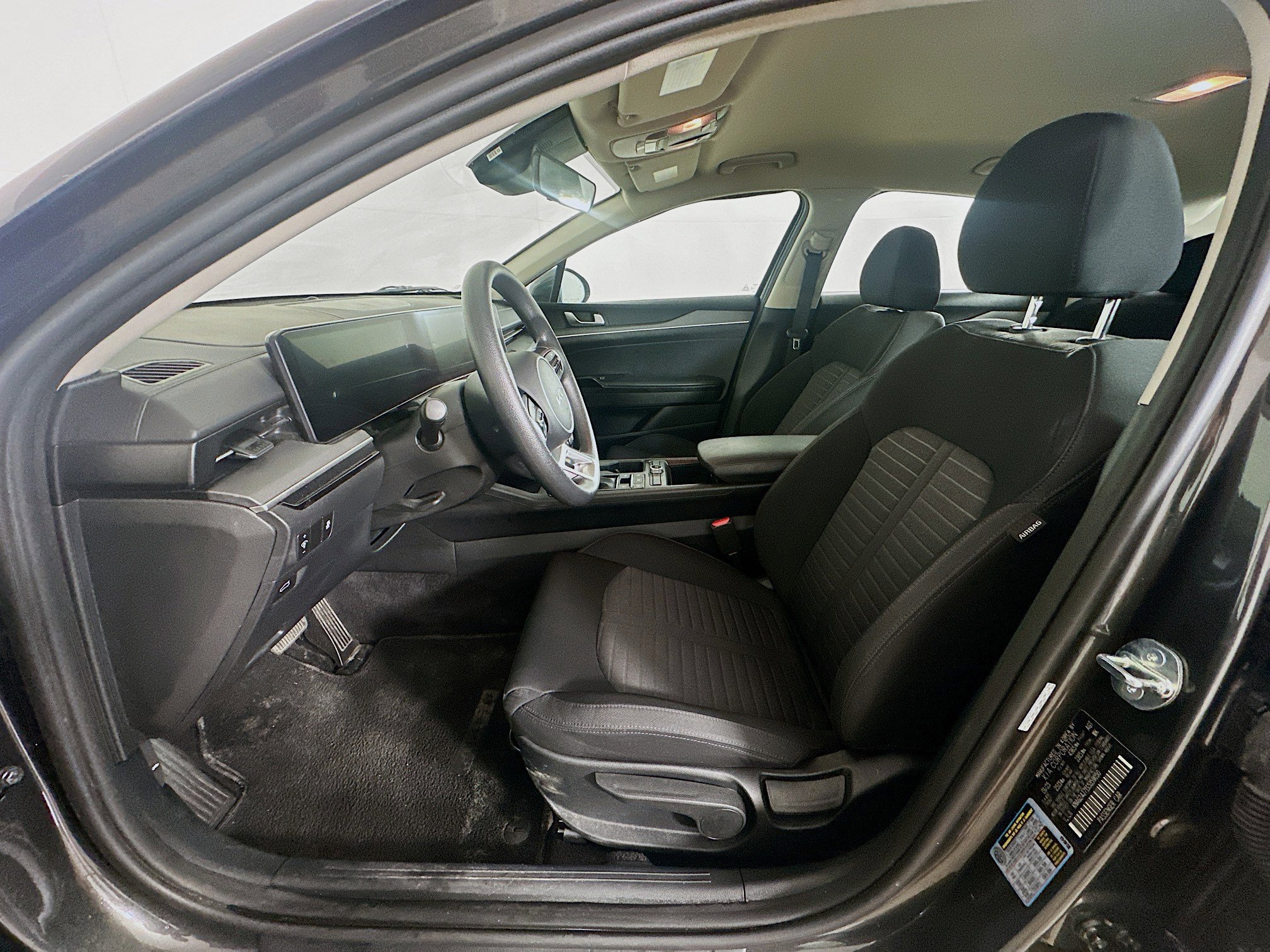 Used 2025 Kia K5 LXS FWD image 13
