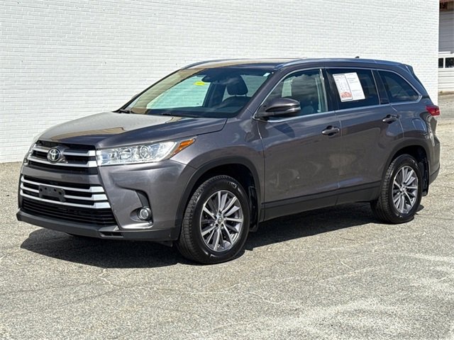 Used 2019 Toyota Highlander XLE