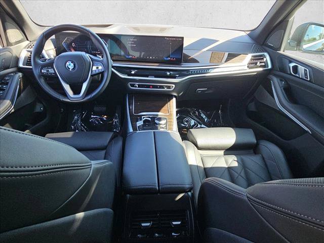 Used 2024 BMW X5 xDrive50e w/ Premium Package AWD/4WD image 19