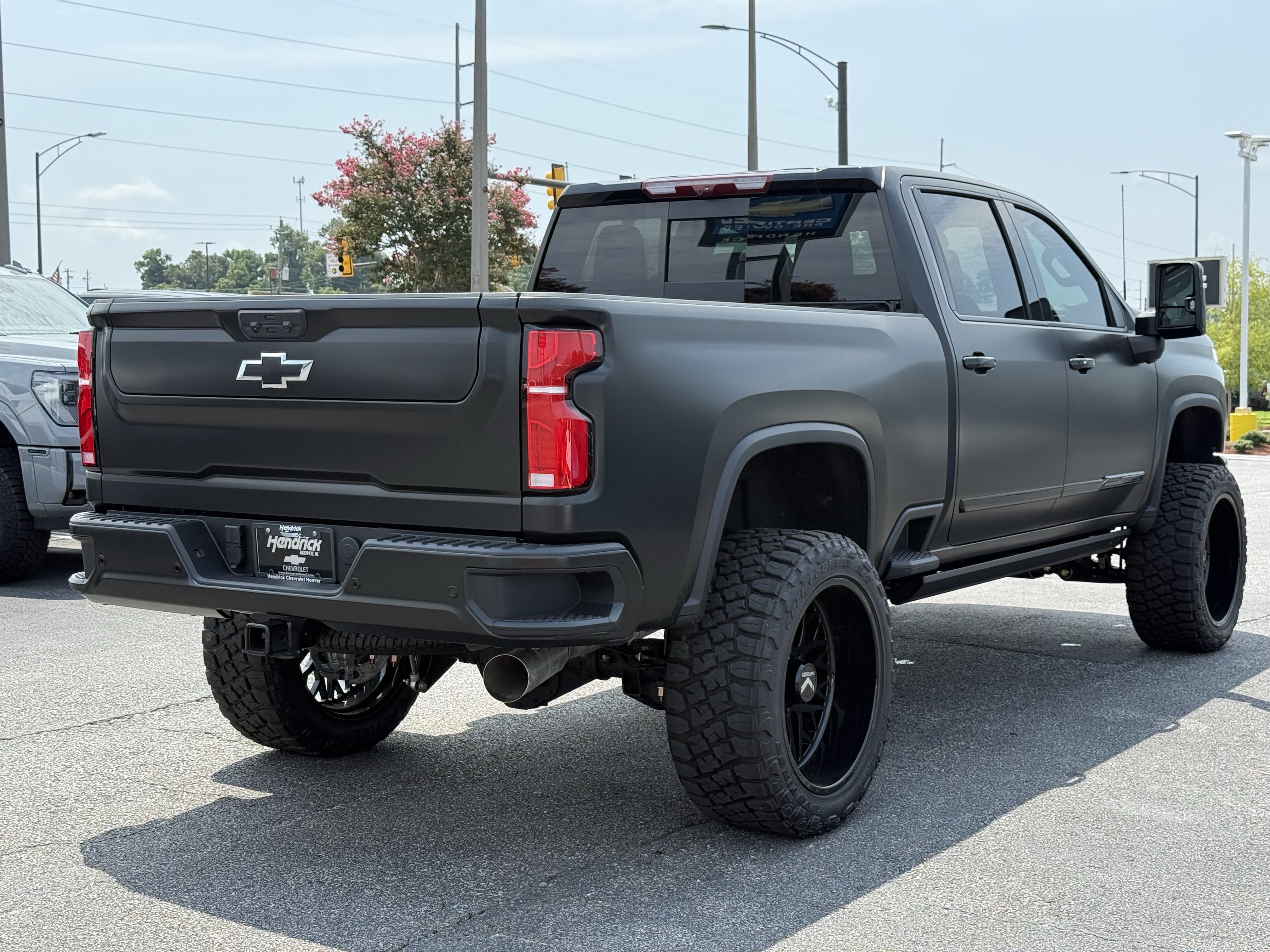 New 2026 Chevrolet Silverado 2500 High Country w/ Midnight Edition AWD/4WD image 10