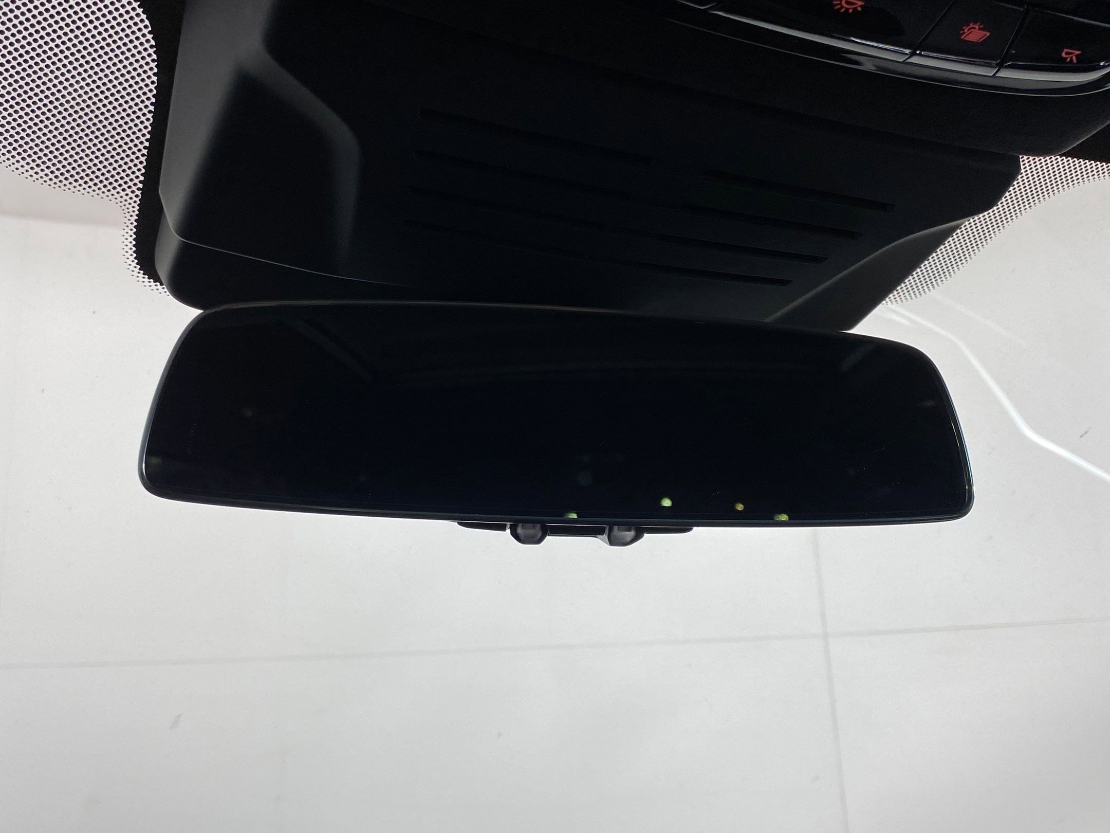 New 2026 BMW X7 M60i image 17