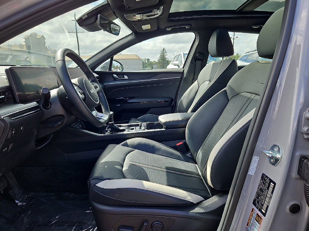Certified 2025 Kia K5 GT-Line w/ GT-Line Premium Package FWD image 13