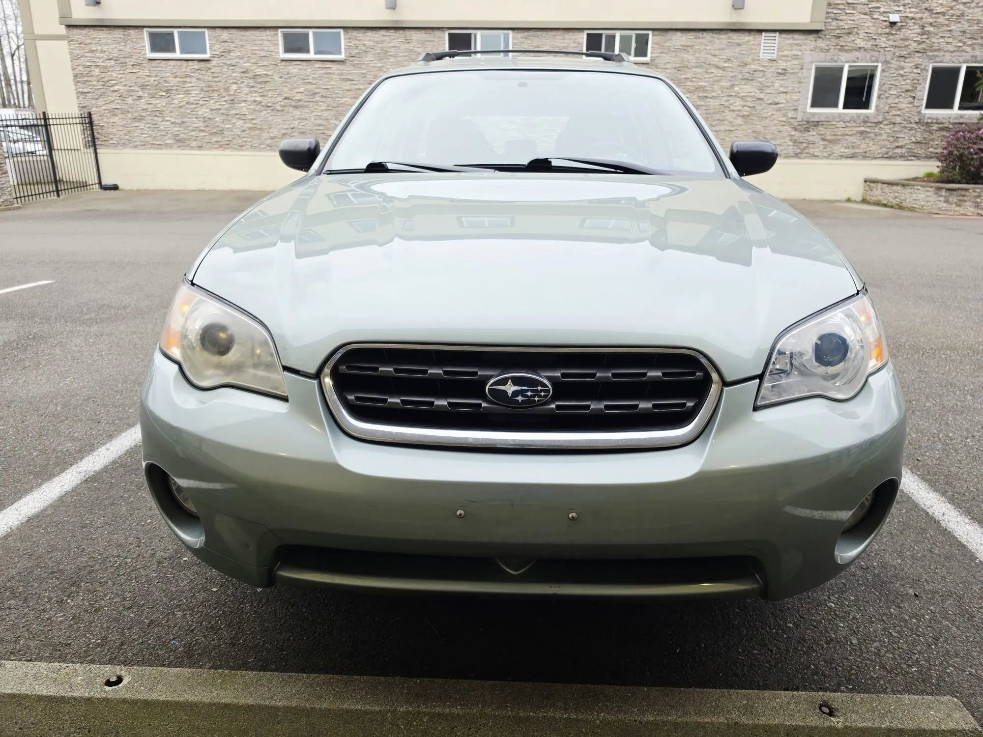 Used 2006 Subaru Outback 2.5i Special Edition w/ Popular Equipment Group 1D AWD/4WD image 8