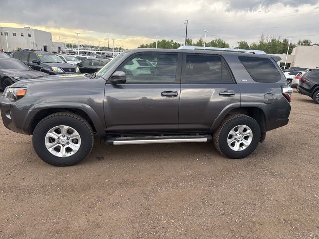 Used 2015 Toyota 4Runner SR5 AWD/4WD image 2