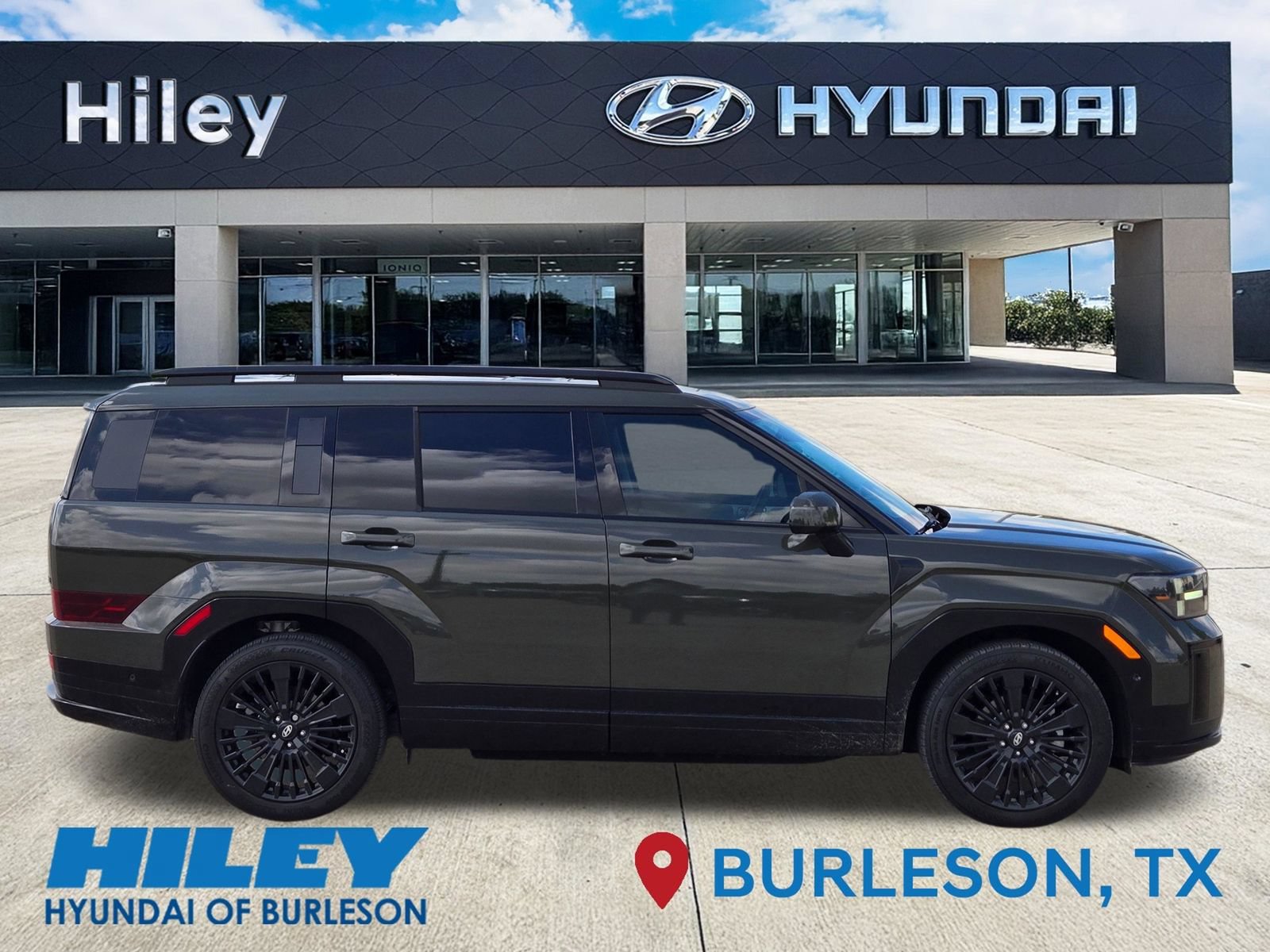 Certified 2024 Hyundai Santa Fe Calligraphy FWD image 3