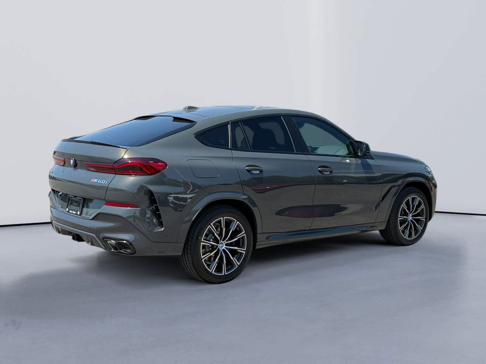 New 2026 BMW X6 M60i w/ Executive Package AWD/4WD image 3