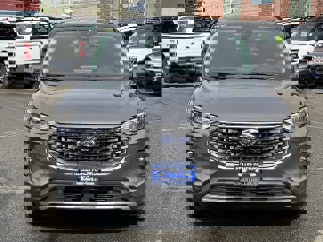 New 2025 Ford Escape SE image 8