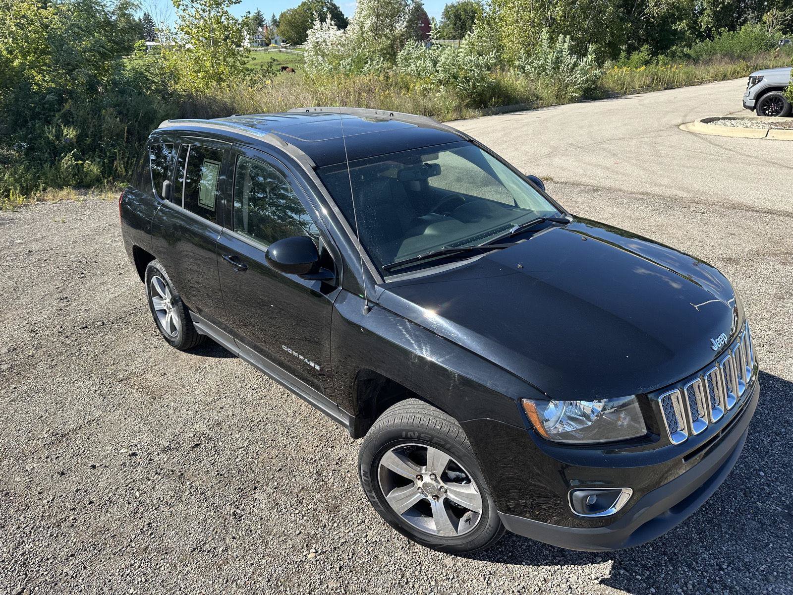 Used 2017 Jeep Compass High Altitude FWD image 7