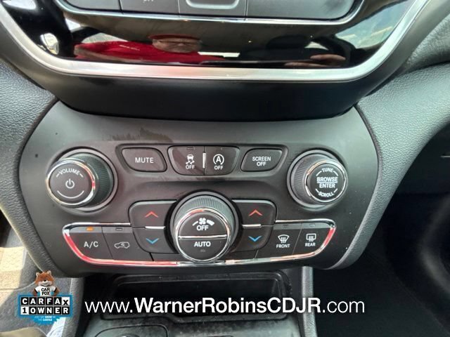 Used 2020 Jeep Cherokee Limited AWD/4WD image 12