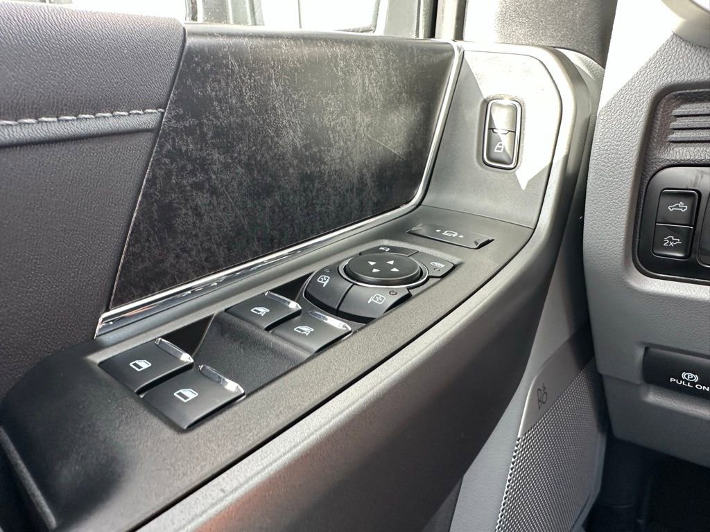 New 2026 Ford F350 XLT w/ XLT Premium Package image 27