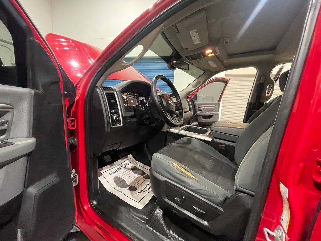 Used 2017 RAM 3500 Big Horn image 28