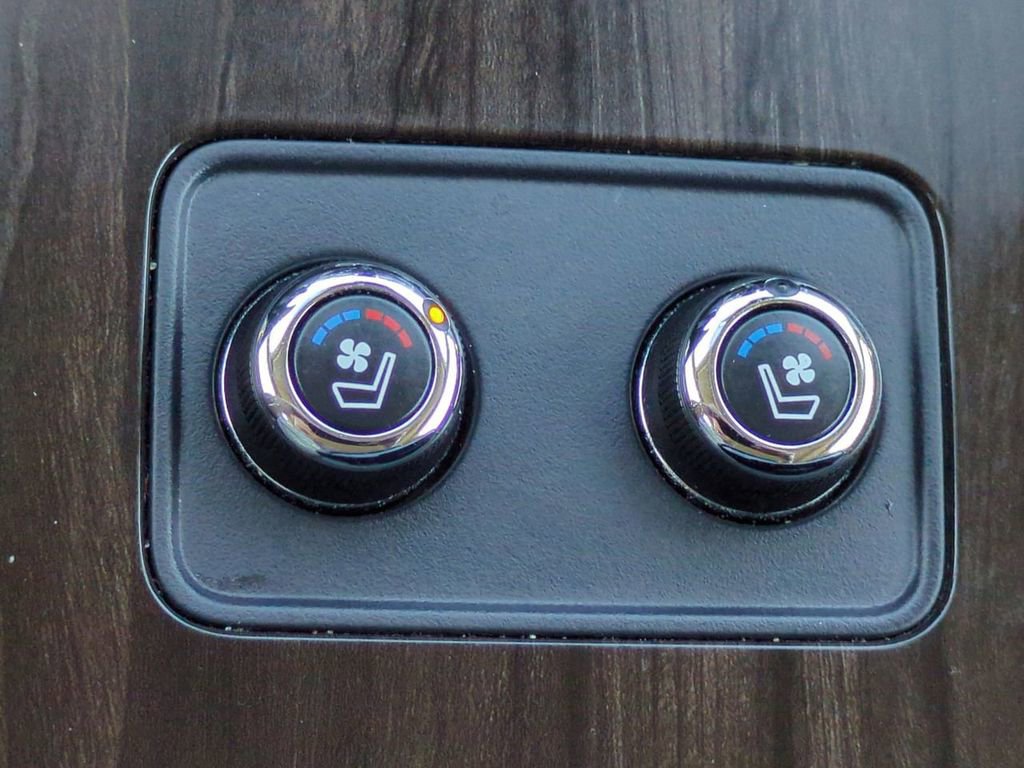 Certified 2023 Nissan Murano Platinum w/ Cargo Package image 25