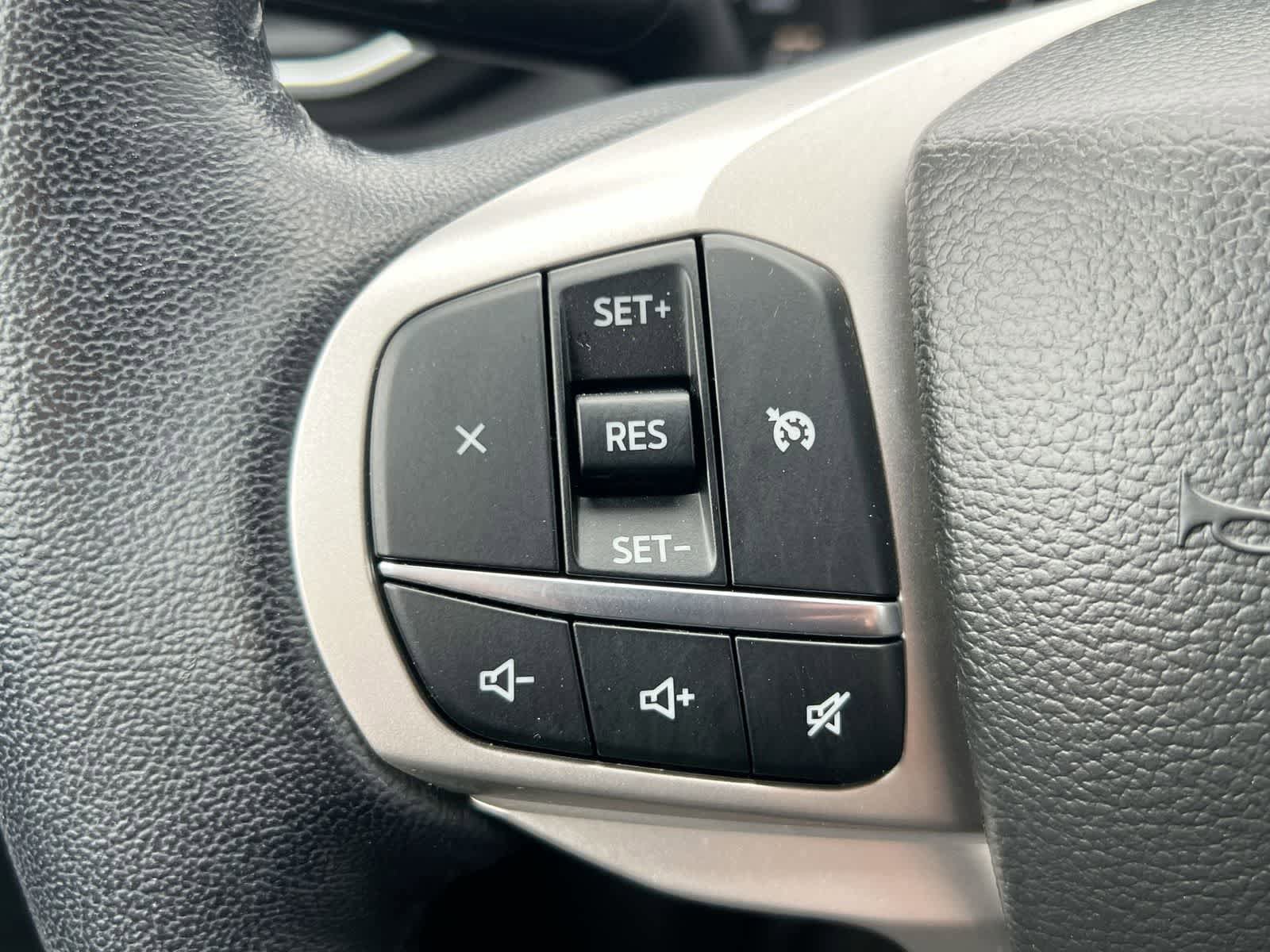 Used 2023 Ford Explorer XLT w/ Equipment Group 202A AWD/4WD image 23