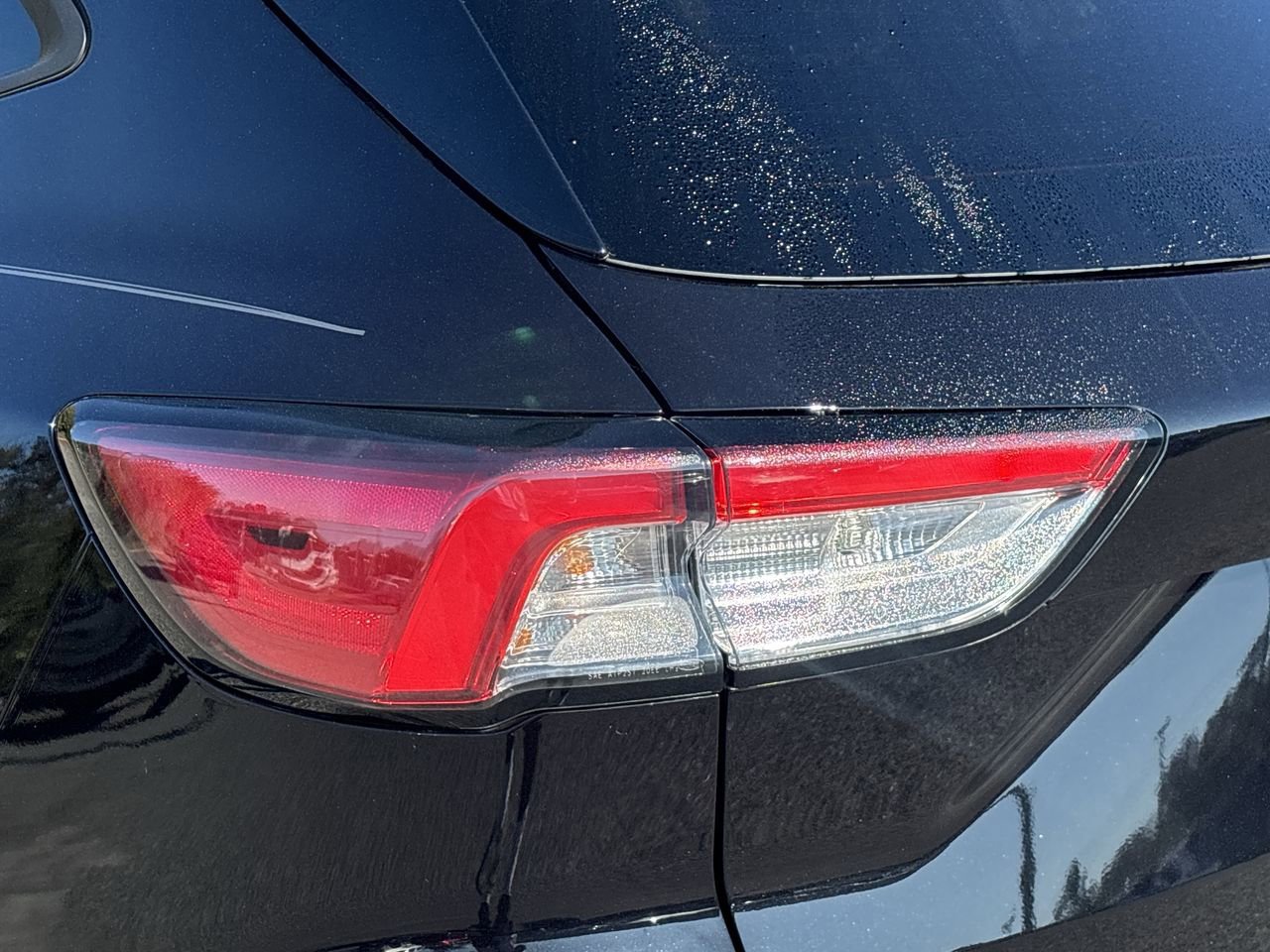 Used 2022 Ford Escape SEL w/ SEL Stealth AWD Package image 32