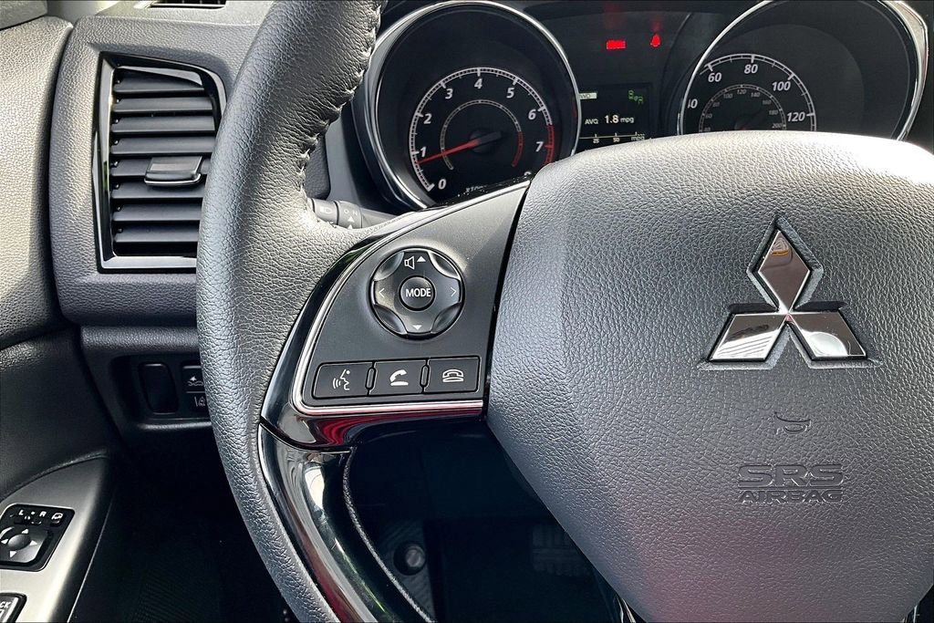 Used 2025 Mitsubishi Outlander Sport AWD image 18