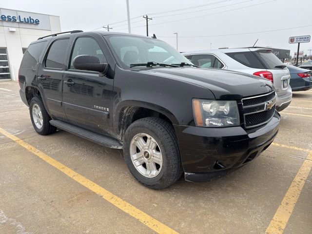 Used 2008 Chevrolet Tahoe LT w/ LT Preferred Equipment Group image 2