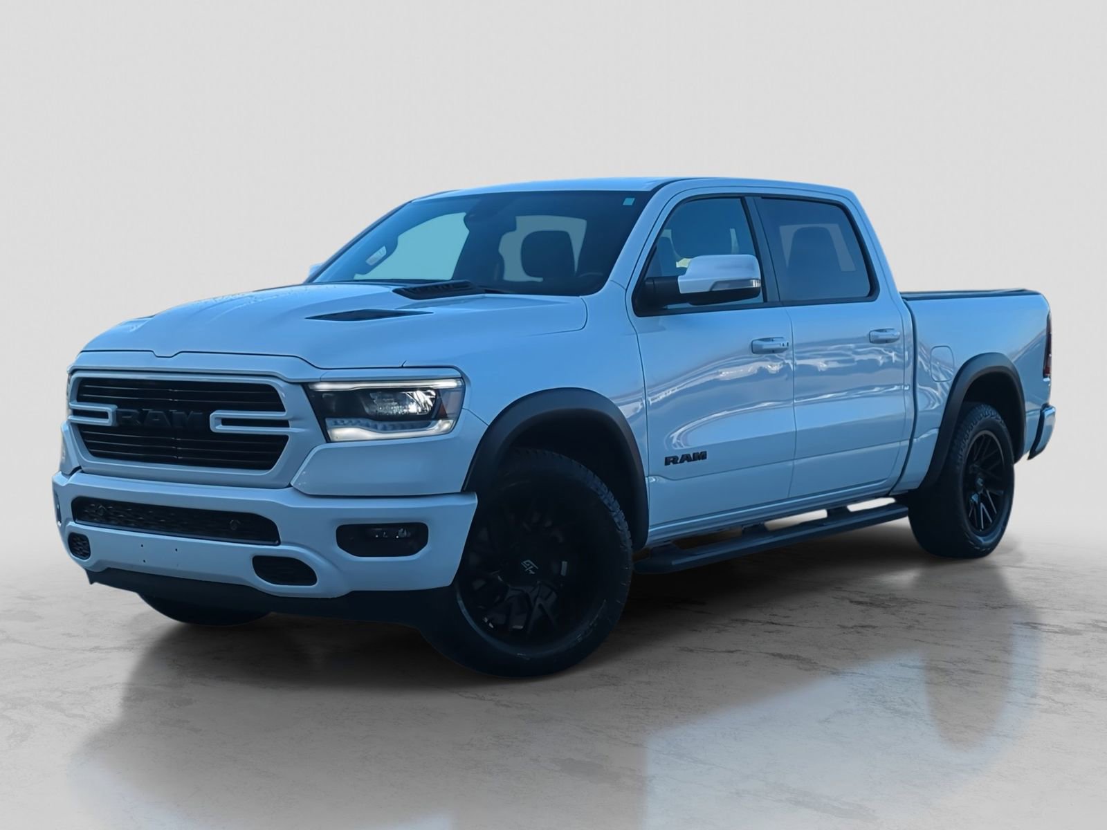 Used 2020 RAM 1500 Sport w/ Level 2 Equipment Goup w/2_L AWD/4WD image 1