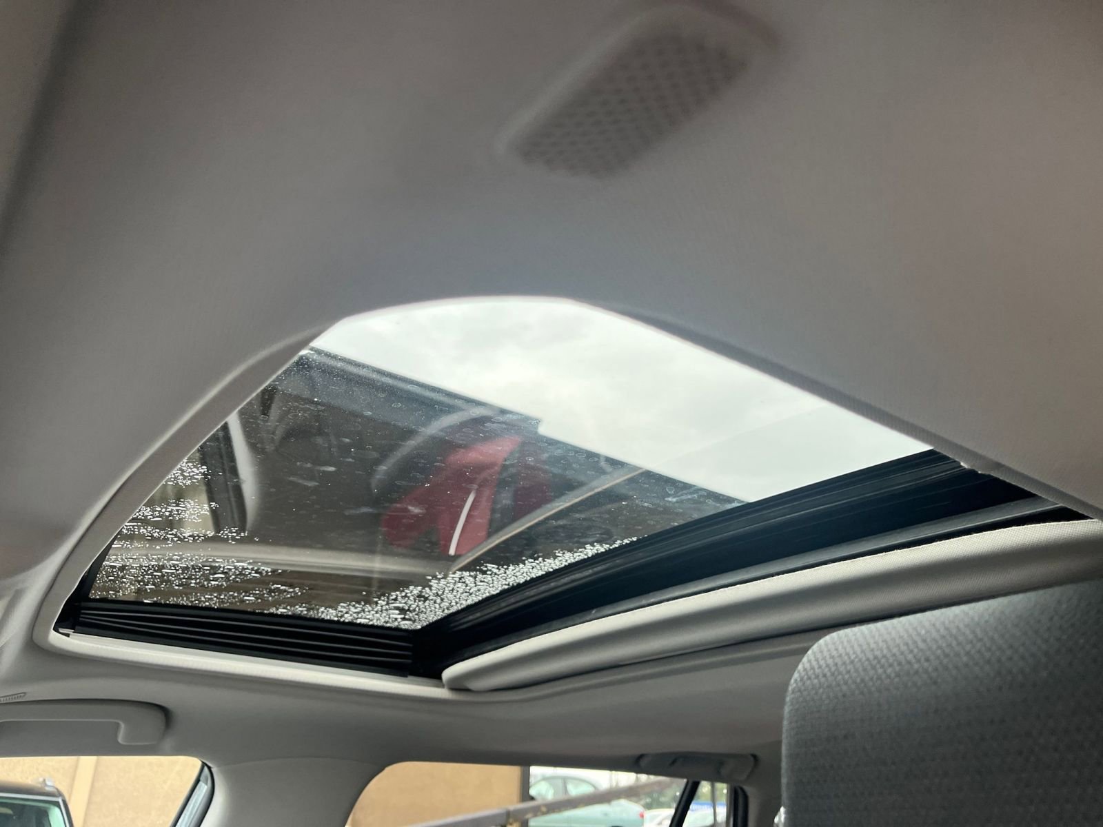 Used 2025 Toyota RAV4 XLE w/ Convenience Package image 30