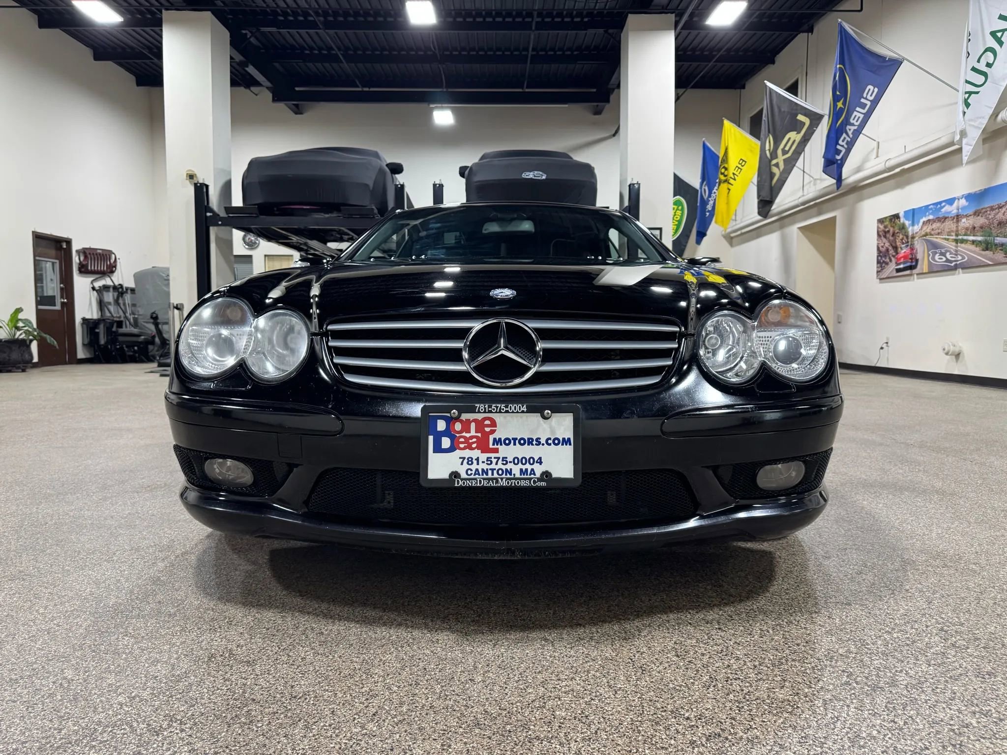 Used 2005 Mercedes-Benz SL 500 image 2