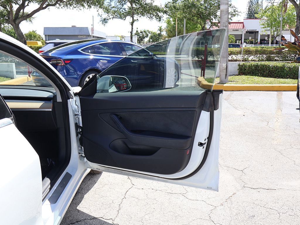 Used 2020 Tesla Model 3 Long Range AWD/4WD image 24