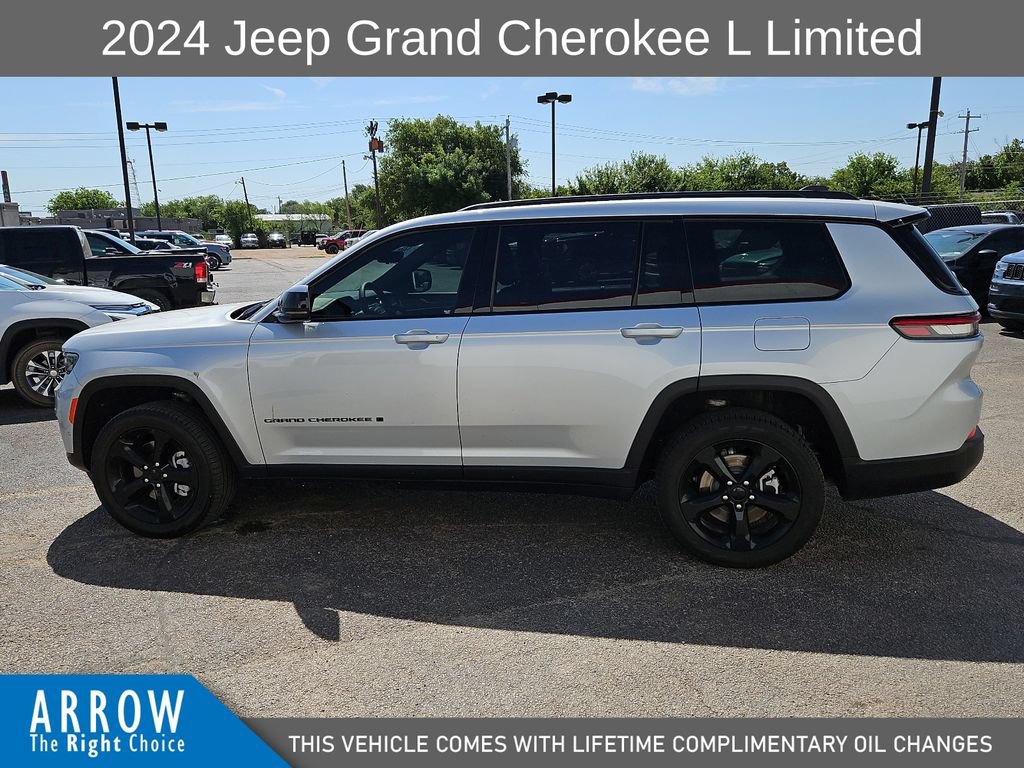 Used 2024 Jeep Grand Cherokee L Limited w/ Luxury Tech Group II AWD/4WD image 7