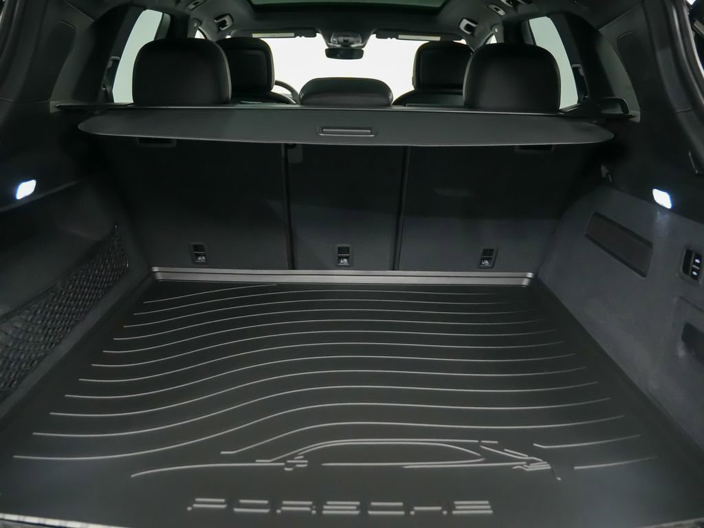 New 2026 Porsche Cayenne S AWD/4WD image 13