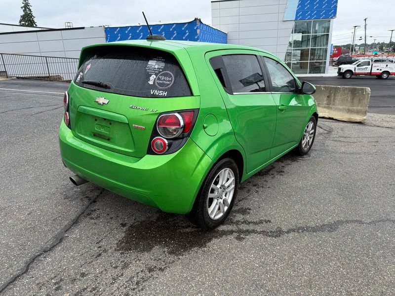 Used 2015 Chevrolet Sonic LT FWD image 8