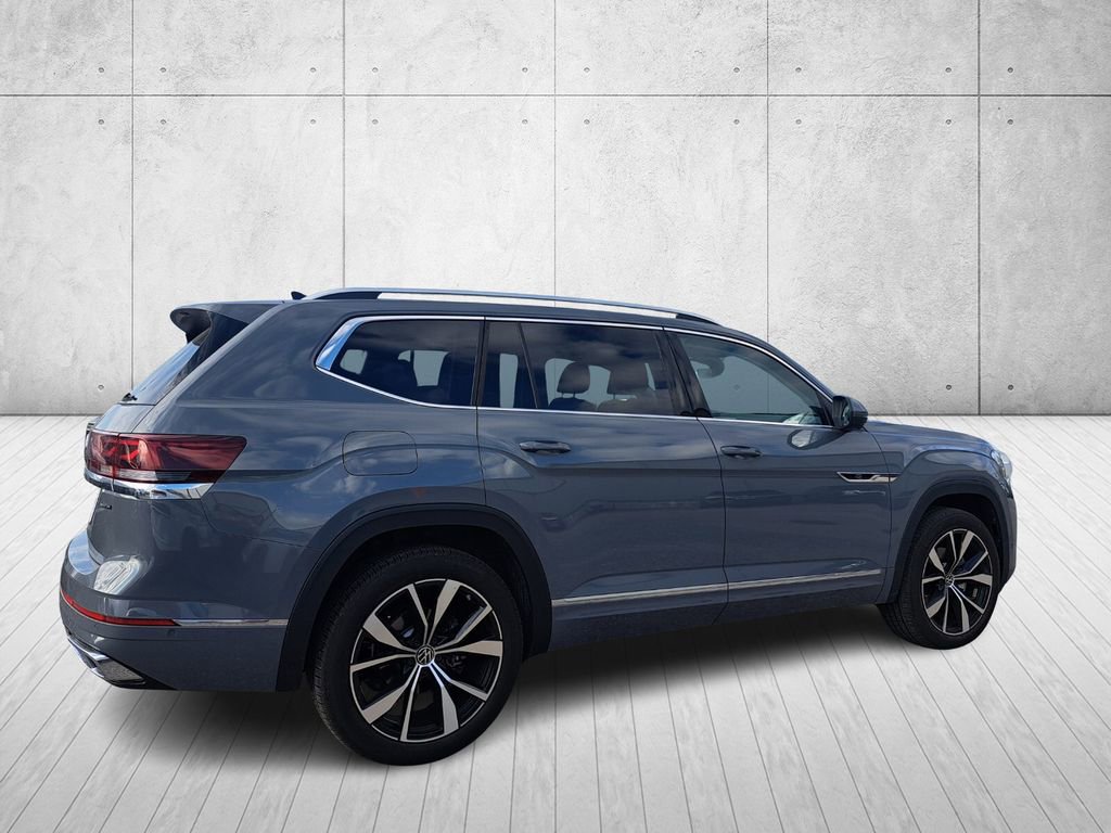 Used 2025 Volkswagen Atlas SEL Premium R-Line image 5