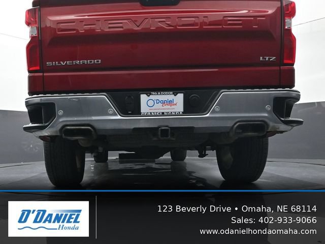 Used 2022 Chevrolet Silverado 1500 LTZ w/ LTZ Premium Package AWD/4WD image 11