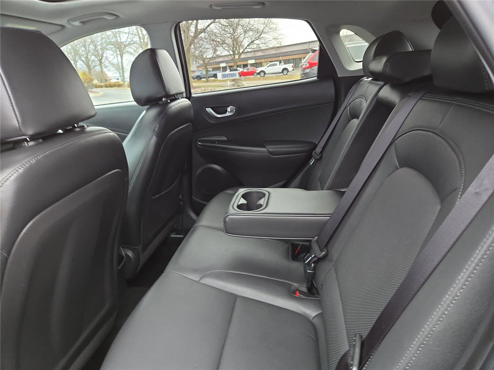 Used 2023 Hyundai Kona Limited image 22