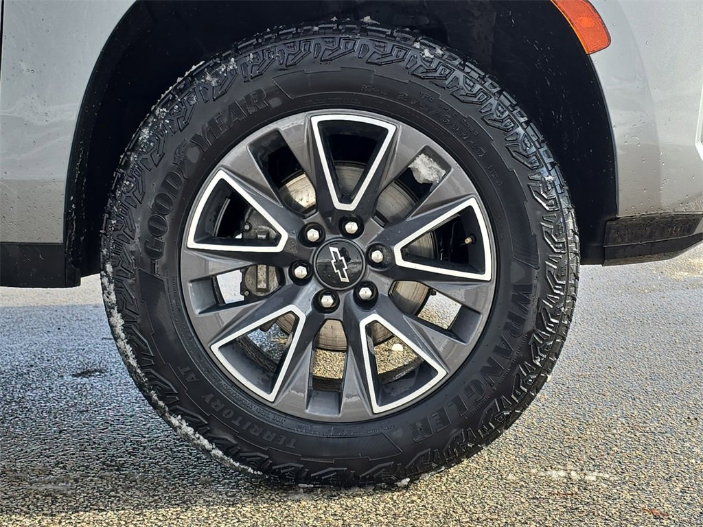 Certified 2023 Chevrolet Suburban Z71 image 34