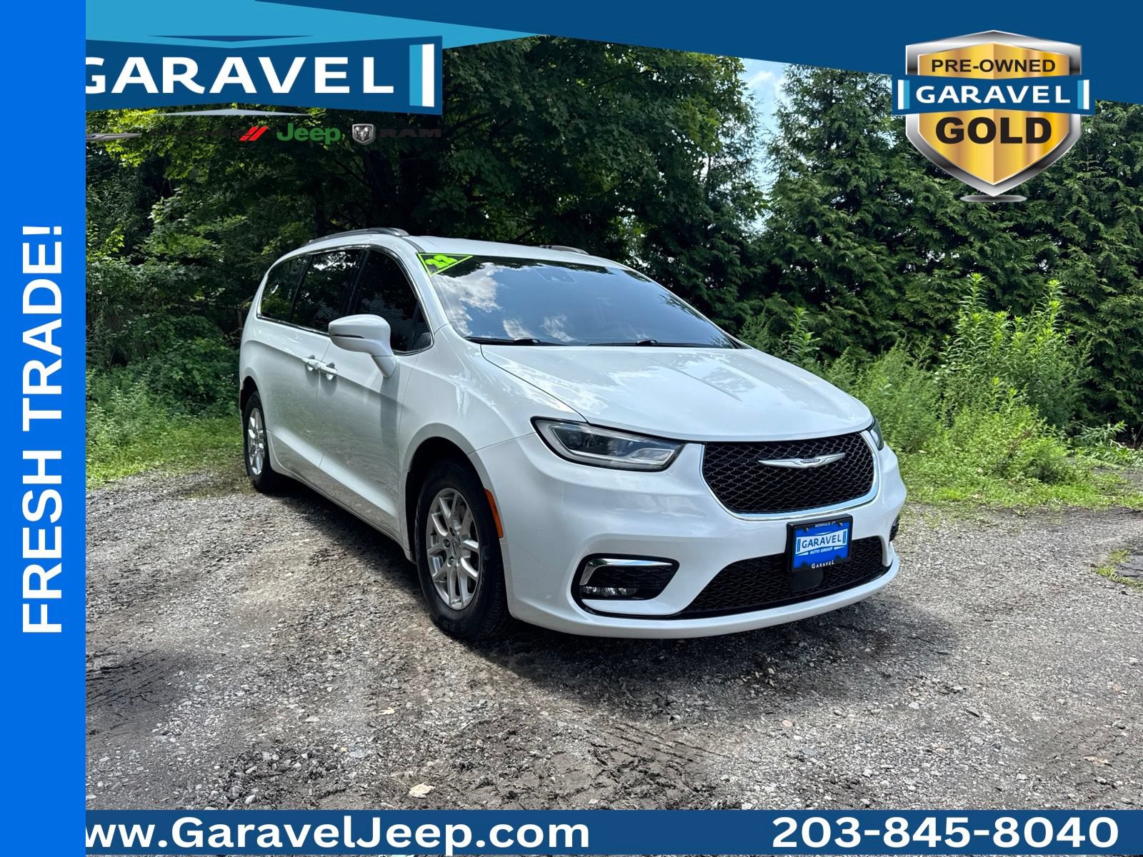Used 2022 Chrysler Pacifica Touring-L FWD image 1