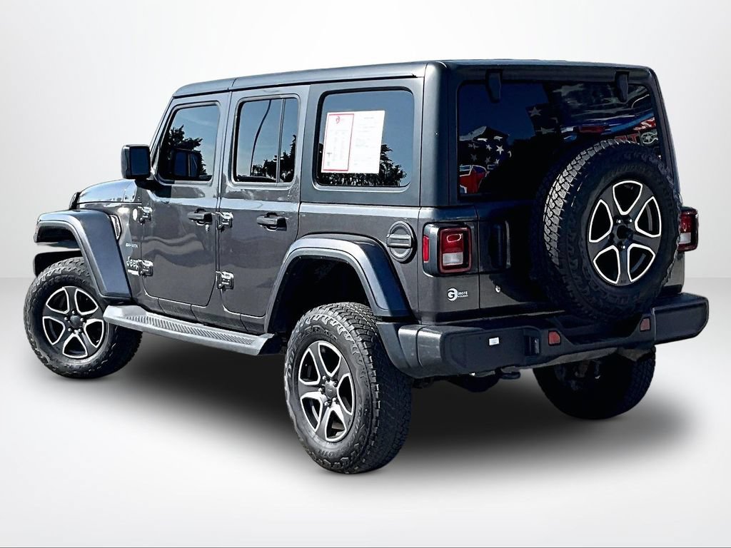 Used 2019 Jeep Wrangler Unlimited Sahara w/ Uconnect 4C Nav & Sound Group AWD/4WD image 14