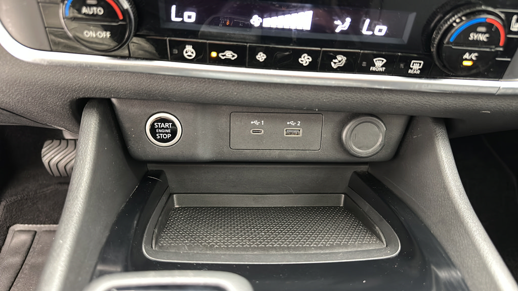 Used 2023 Nissan Rogue SV w/ SV Premium B Package AWD/4WD image 19