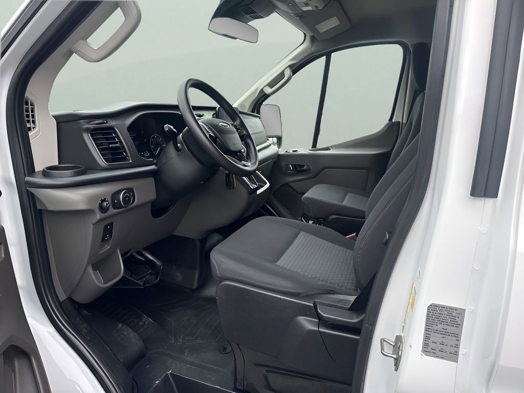 Used 2024 Ford Transit 250 Low Roof w/ Exterior Upgrade Package RWD image 9