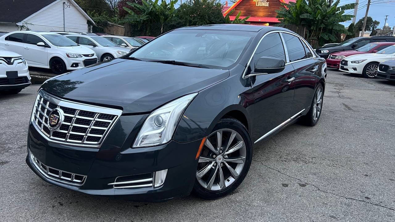 Used 2013 Cadillac XTS Luxury image 2