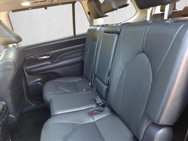 Used 2025 Toyota Grand Highlander AWD Hybrid image 18