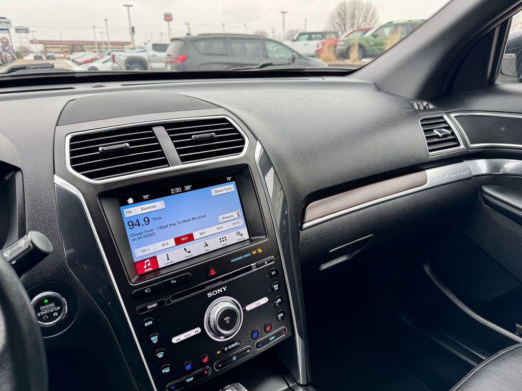 Certified 2017 Ford Explorer Limited image 23