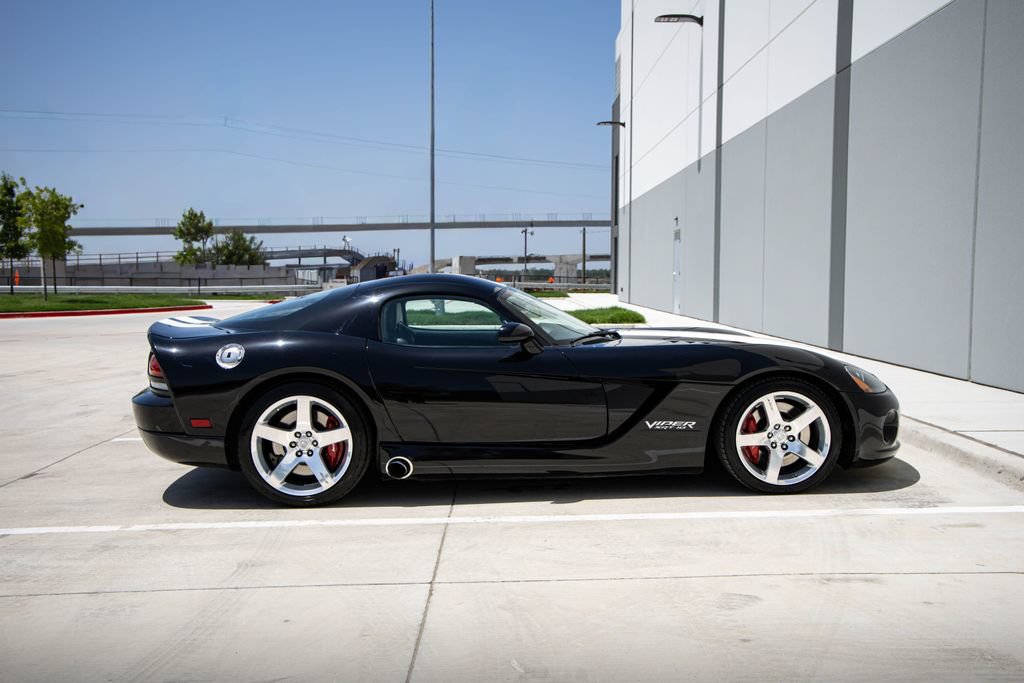 Used 2006 Dodge Viper SRT-10 RWD image 9